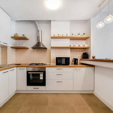 Apartament 18 - Onix Blue ナボダリ