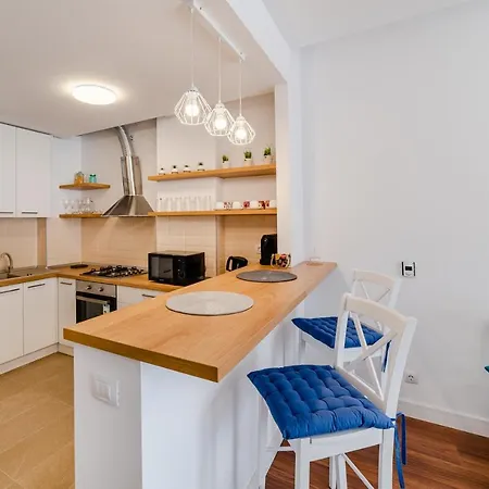 Apartament 18 - Onix Blue ナボダリ